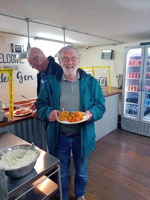 Grubs up! Dave Holt and Dave Sharp